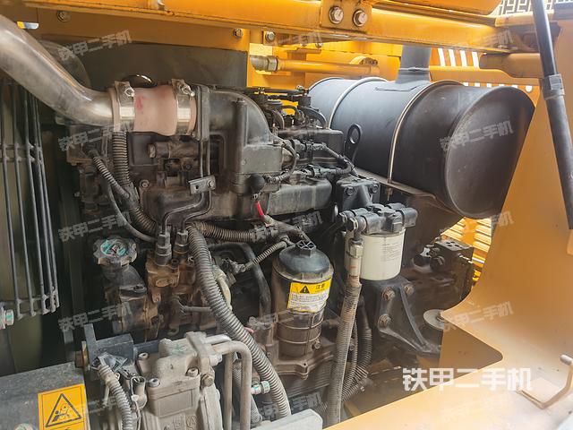 发动机整体俯视（整机外观）