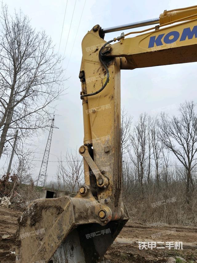 小臂整体左后（工作和回转装置）