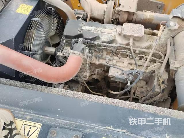 发动机整体俯视（整机外观）