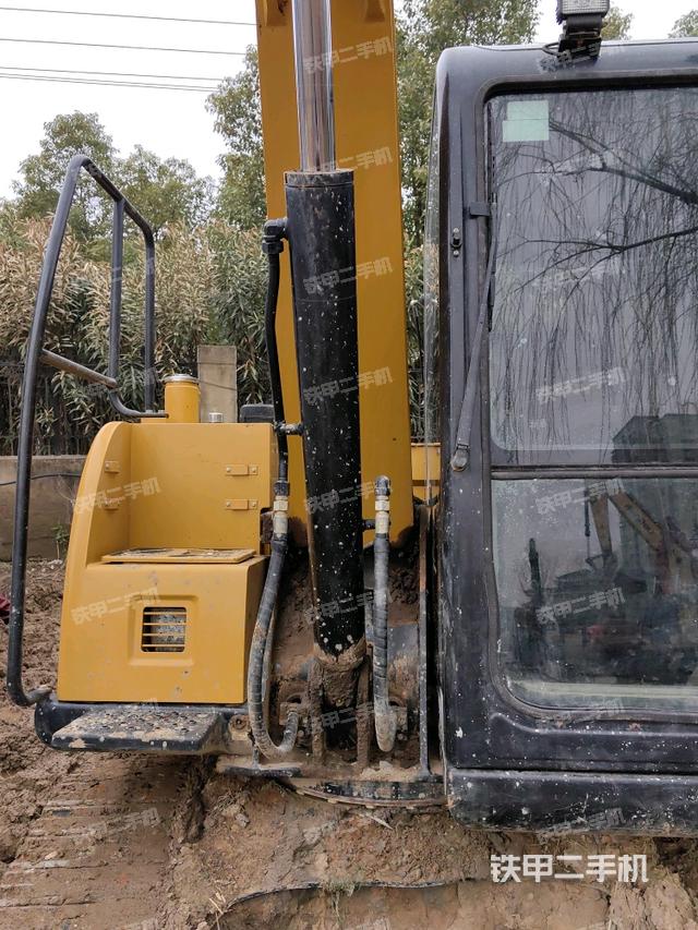 大臂根部 斜（工作和回转装置）