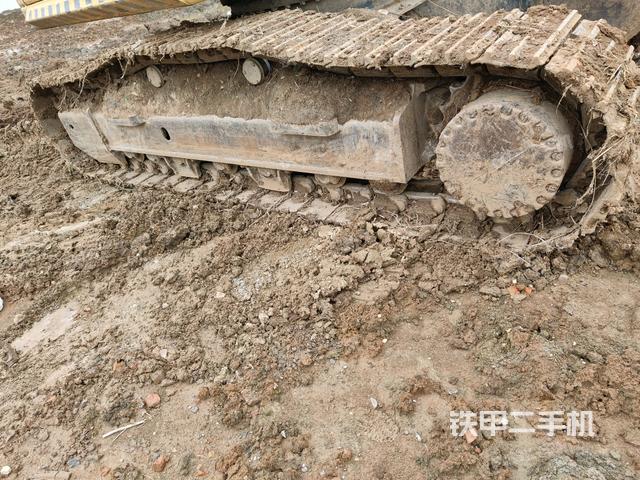 右侧履带整体（行走机构）