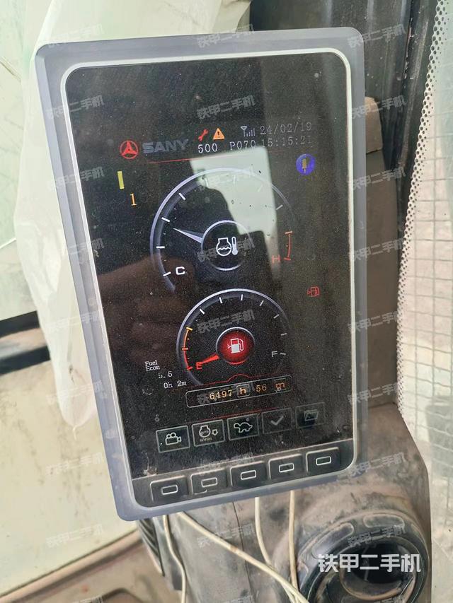 驾驶室整体（整机外观）