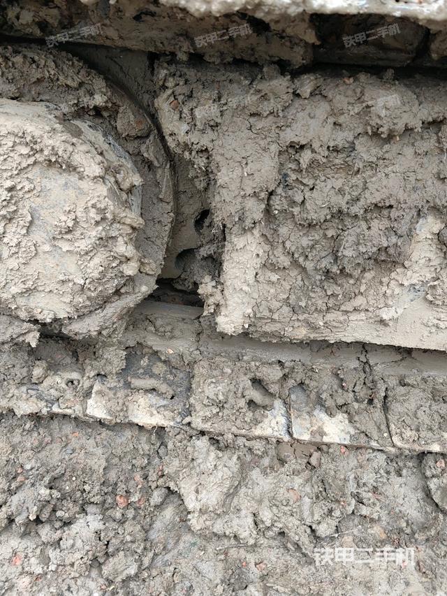 左驱动轮（行走机构）