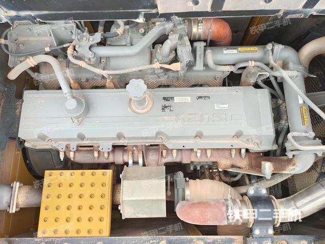 发动机整体俯视（整机外观）