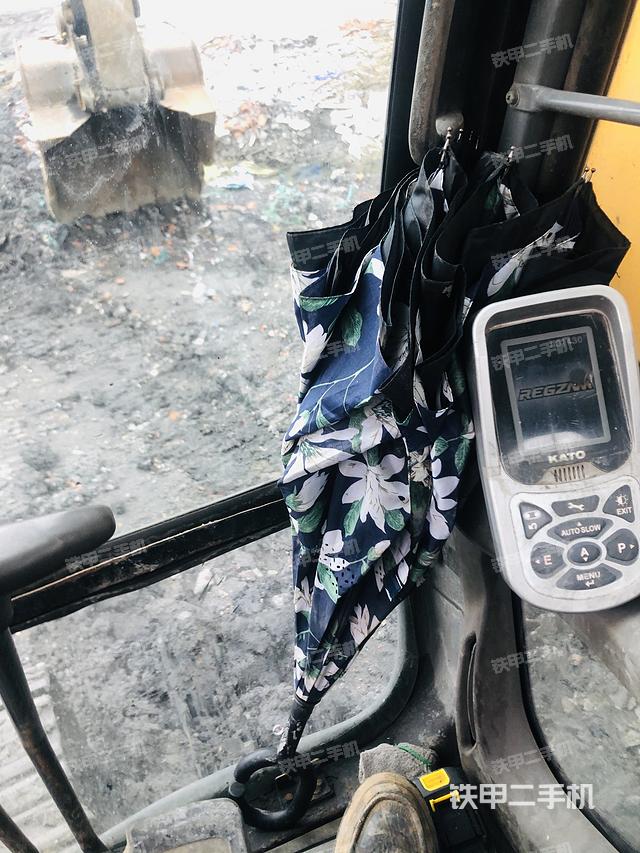 驾驶室整体（整机外观）