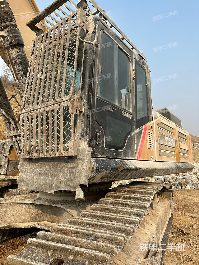 驾驶室整体（整机外观）