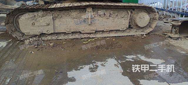 单侧履带整体（整机外观）