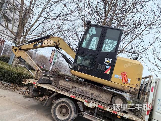 驾驶室整体（整机外观）