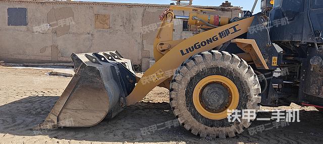 工作装置整体（整机外观及大件）