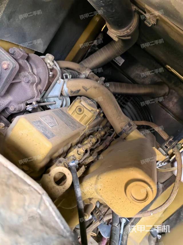 发动机整体俯视（整机外观）