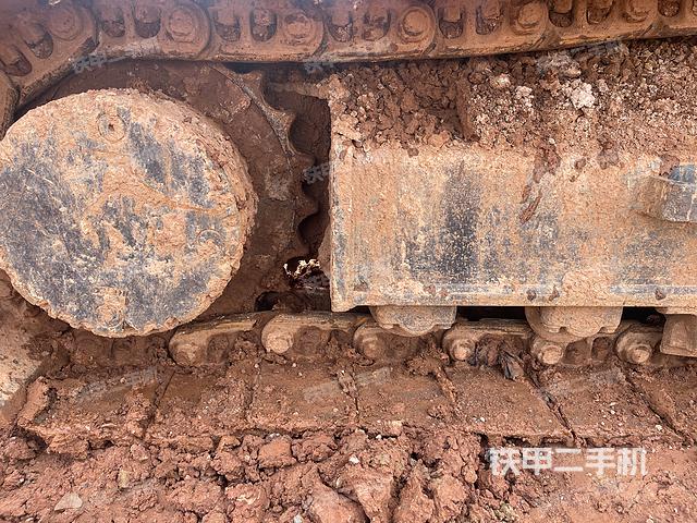 单侧履带整体（整机外观）