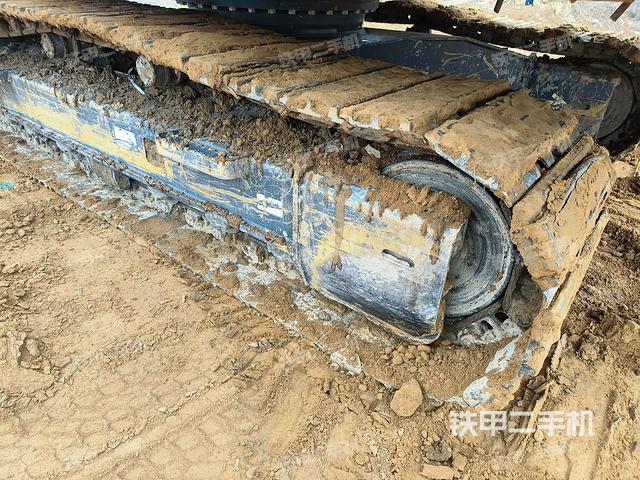 单侧履带整体（整机外观）