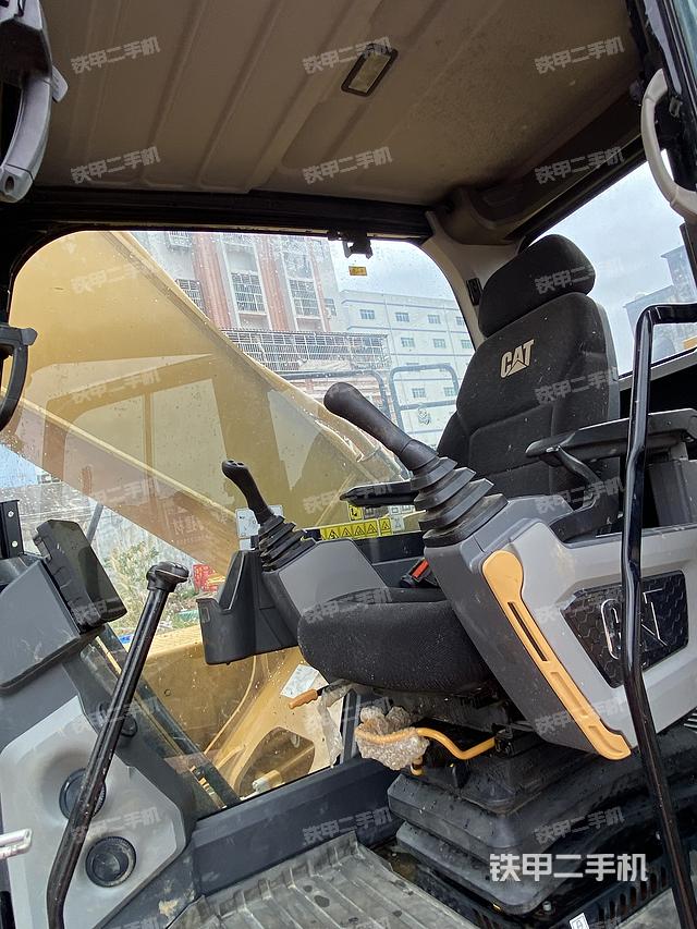 驾驶室整体（整机外观）