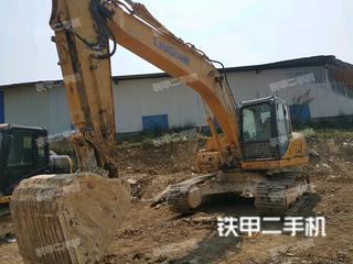 云南-文山壮族苗族自治州二手柳工CLG922D挖掘机实拍照片