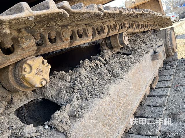 单侧履带整体（整机外观）