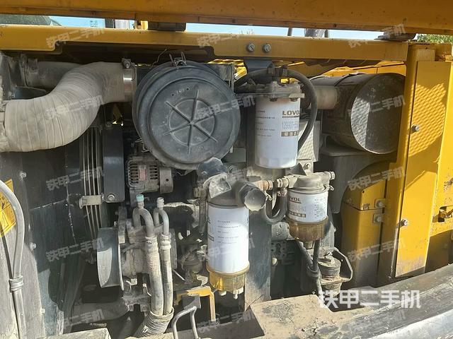 发动机整体俯视（整机外观）