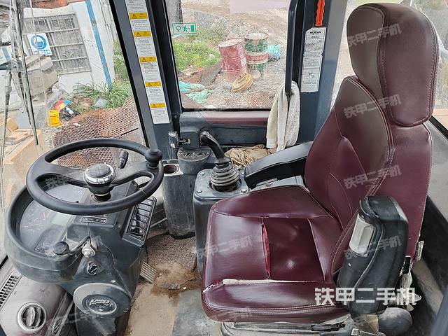 驾驶室工作台（整机外观及大件）