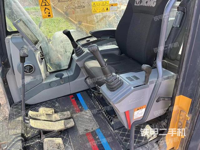 驾驶室整体（整机外观）