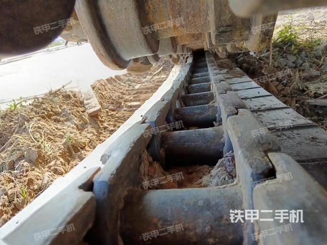 单侧履带整体（整机外观）