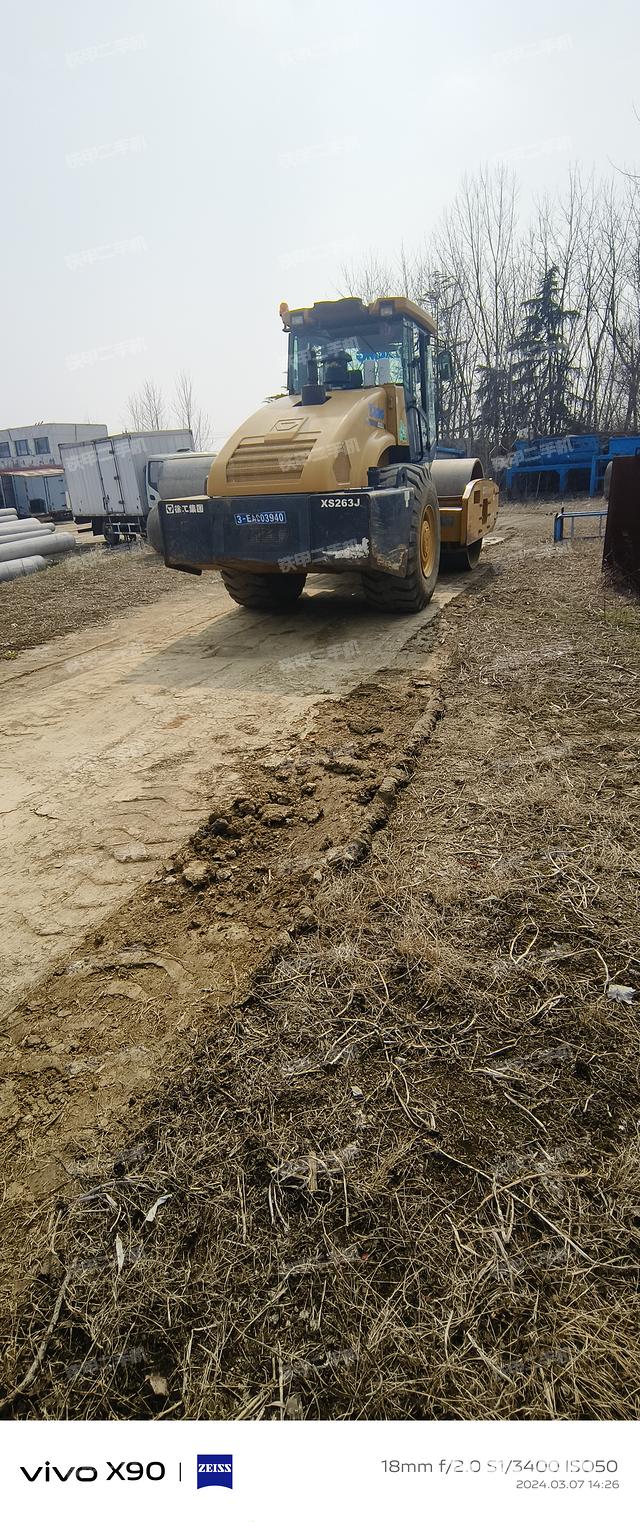 整机右后45°（设备外观及核心部件）