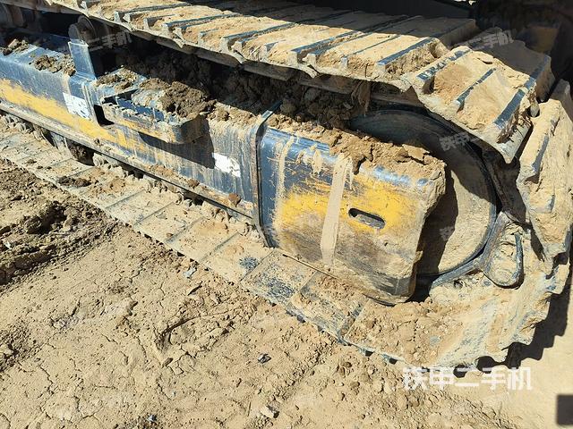 单侧履带整体（整机外观）