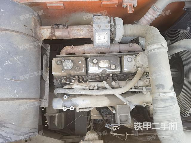 发动机整体俯视（整机外观）