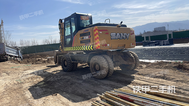 整机右后45°（整机外观）