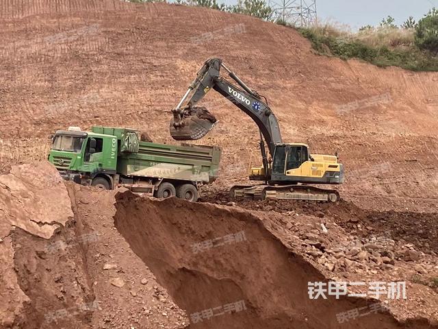 单侧履带整体（整机外观）