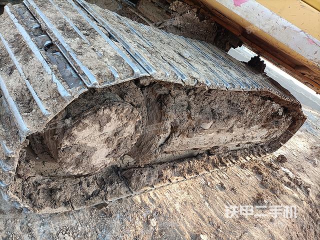 单侧履带整体（整机外观）