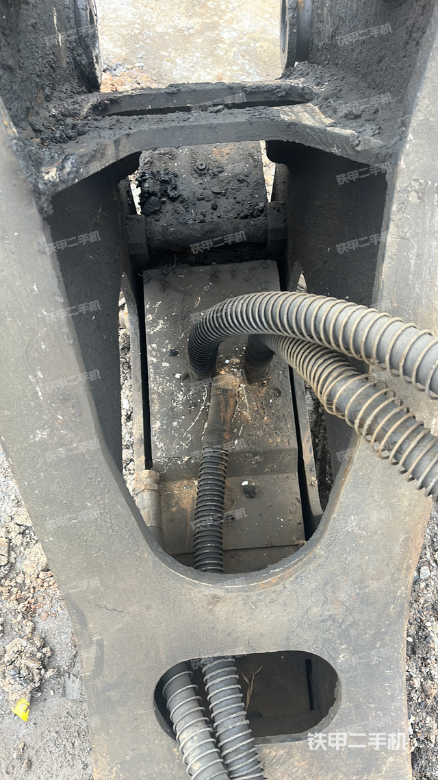 发动机（设备外观及核心部件）