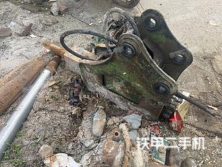 江西-新余市二手连云港工兵GBM60S破碎锤实拍照片