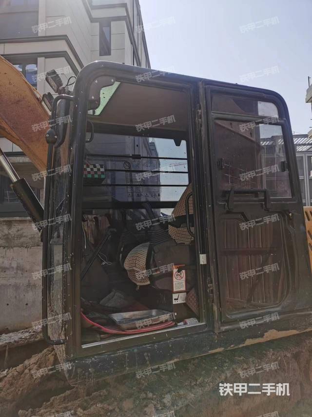 驾驶室整体（整机外观）