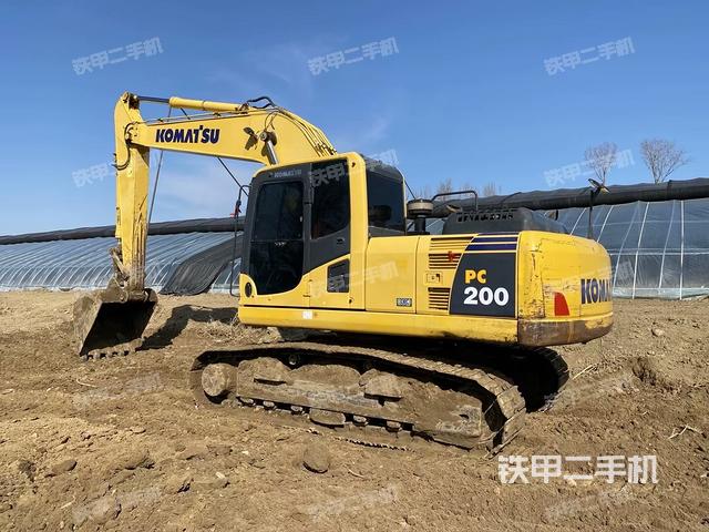 小松PC200-8挖掘机