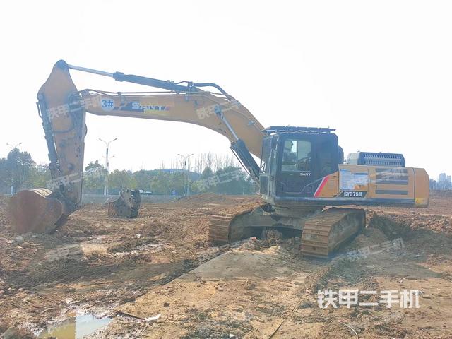 三一重工SY375H挖掘机