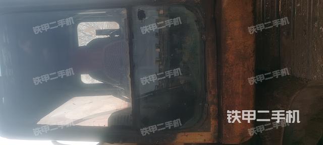 驾驶室整体（整机外观）