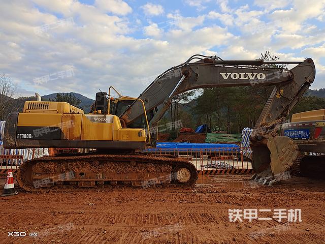 沃尔沃EC380DL挖掘机