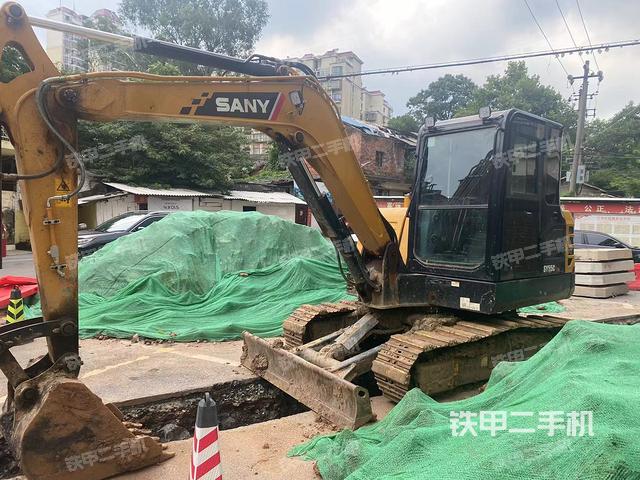 三一重工SY55C挖掘机