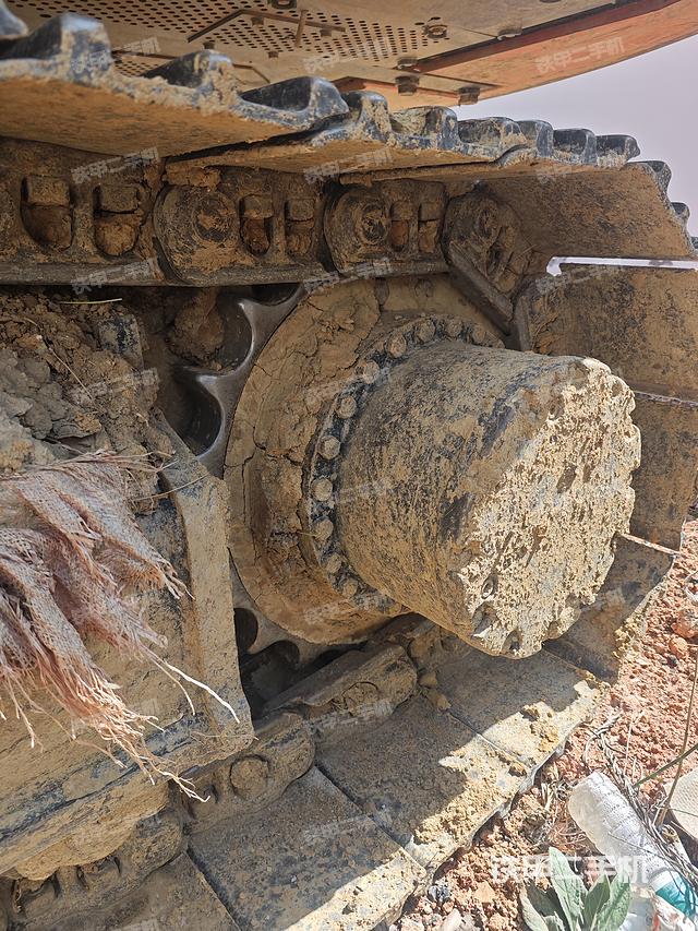 单侧履带整体（整机外观）