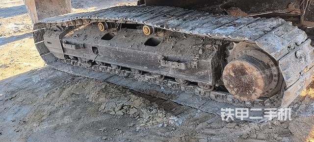 单侧履带整体（整机外观）