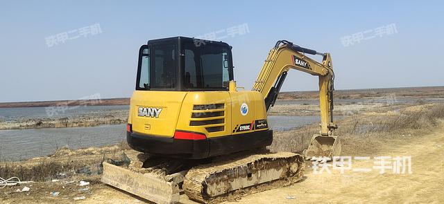 整机右后45°（整机外观）