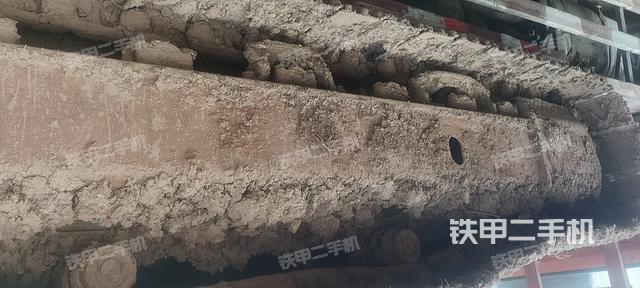 单侧履带整体（整机外观）