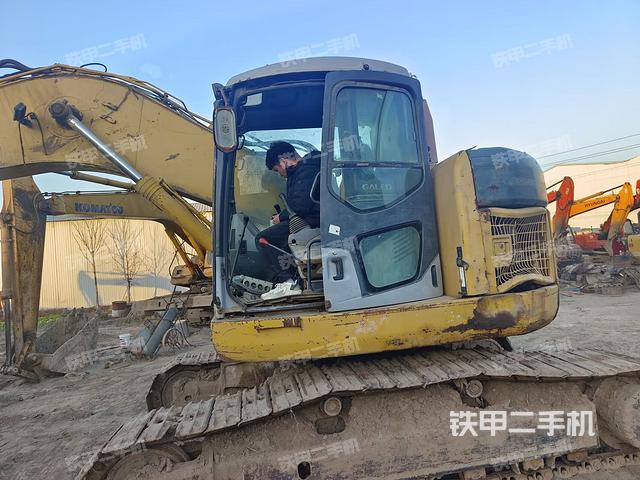小松PC228US-3挖掘機(jī)