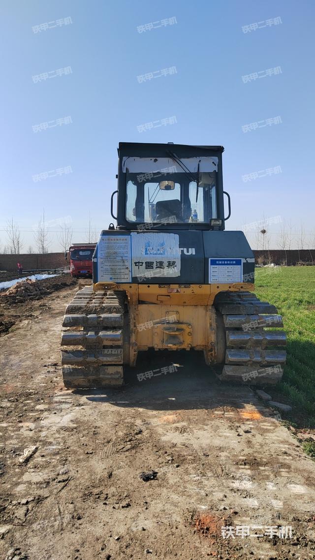 整机右侧（设备外观及核心部件）