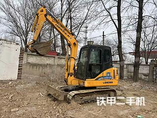 北京龙工LG6060挖掘机实拍图片