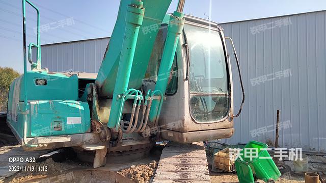 驾驶室整体（整机外观）