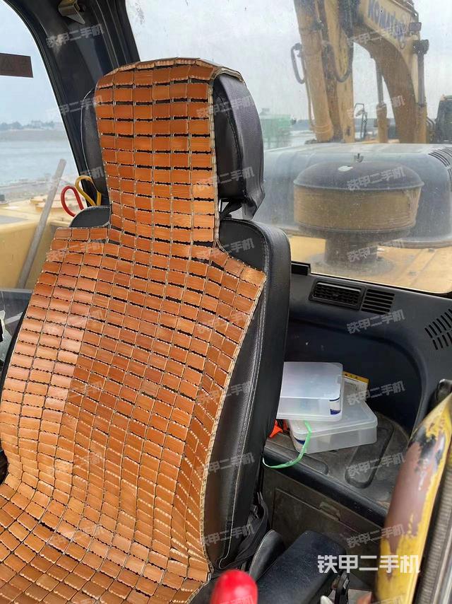 驾驶室整体（整机外观）