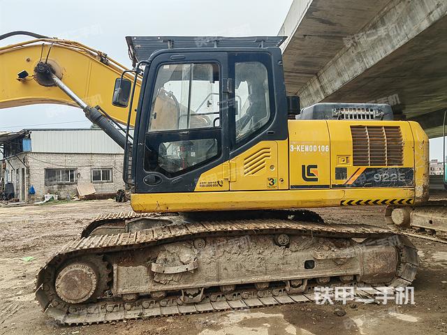 柳工CLG922E挖掘机