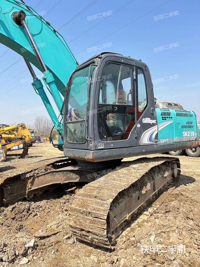 驾驶室整体（整机外观）