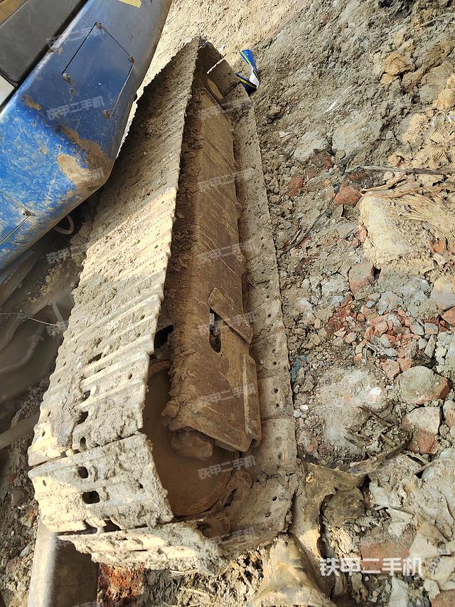 单侧履带整体（整机外观）