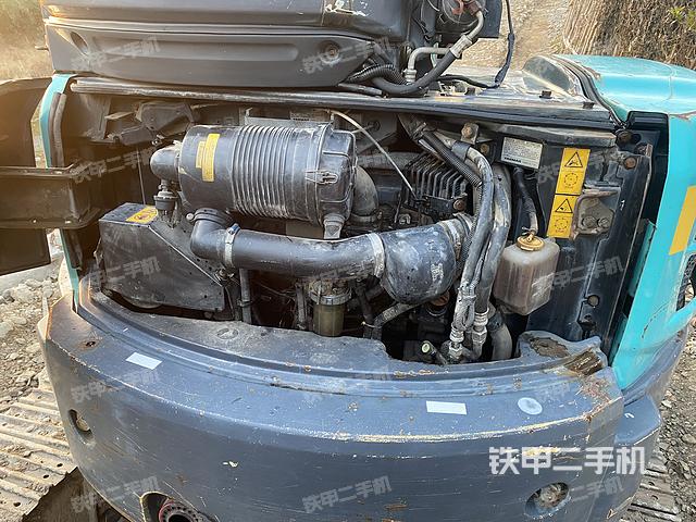 发动机整体俯视（整机外观）